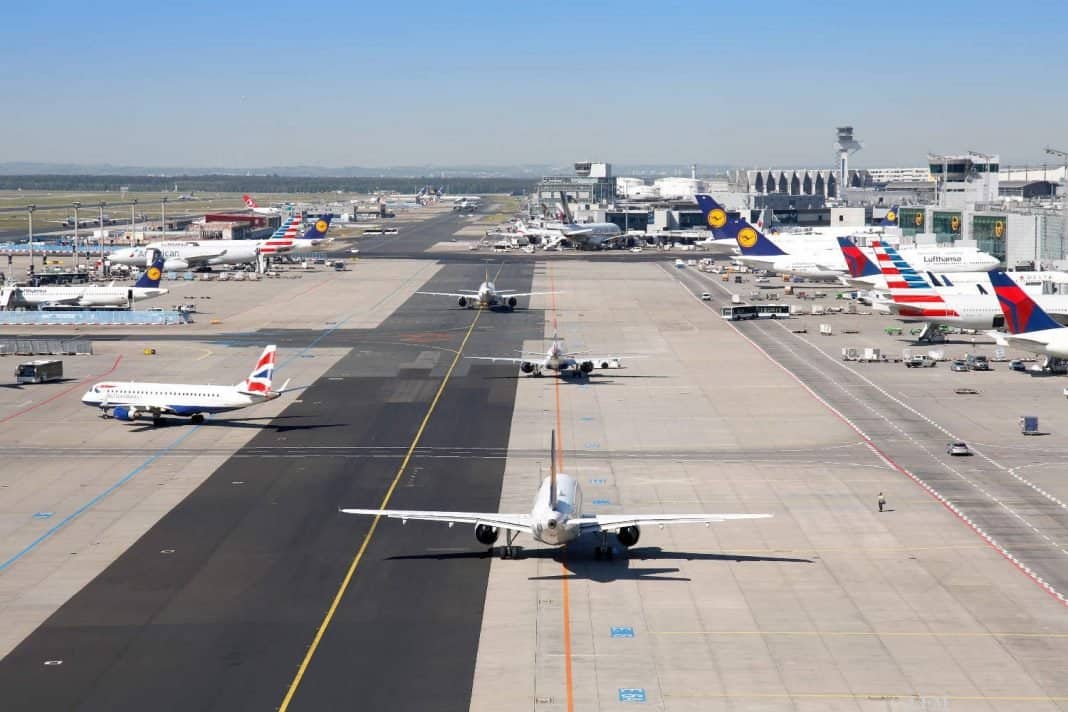 Fraport Vorfeld mit Taxiway