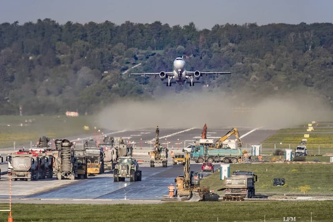 Flughafen Suttgart nimmt Flugbetrieb wieder auf