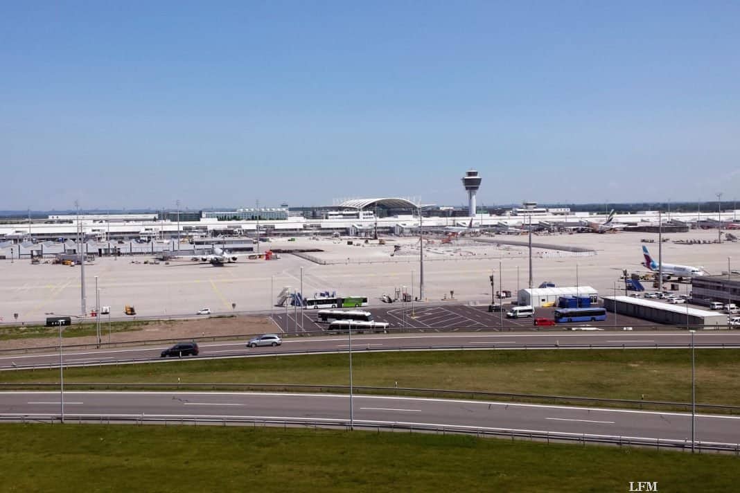 Flughafen München: Passagierbetrieb nur mit Mundschutz