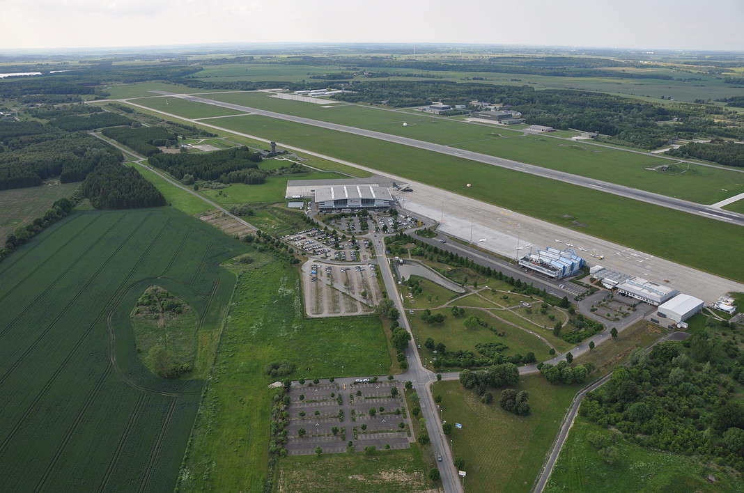 Flughafen Rostock-Laage, Luftbild