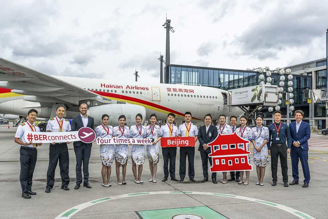 Hainan Airlins feiert 15. Jubiläum am BER