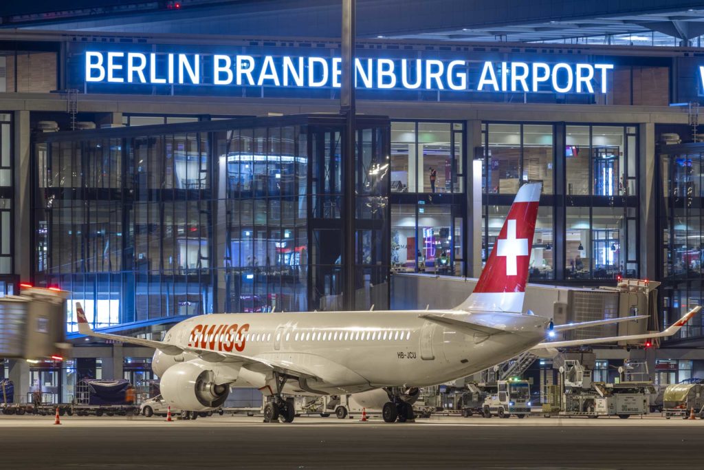 Erstflug der SWISS mit A220 vom BER nach Genf