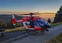 DRF-Rettungshubschrauber Christoph 54 landet auf dem Feldberg (Baden-Württemberg)