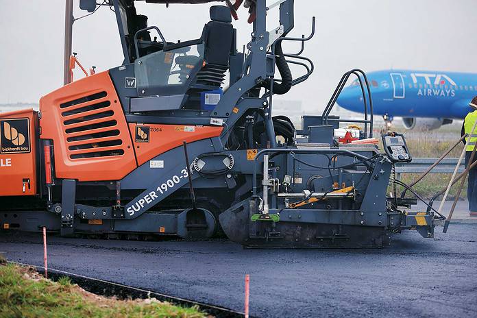 Test road with sustainable cashew-based asphalt