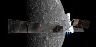 Künstlerische Darstellung des BepiColombo Merkurorbiters vor Merkur