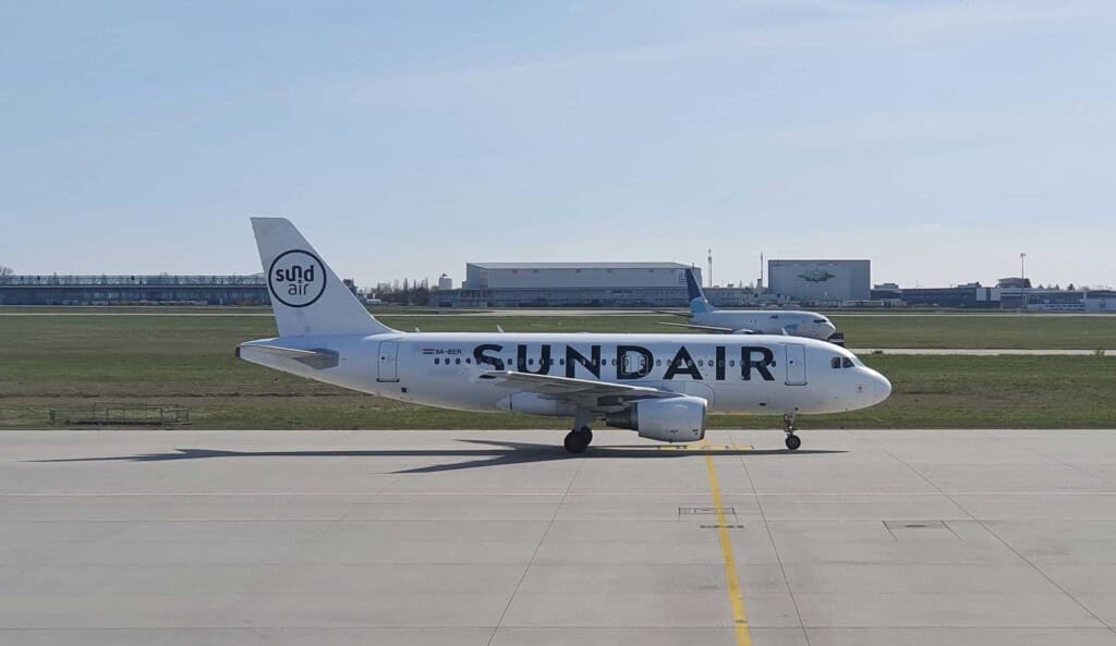 Sundair Airbus A319